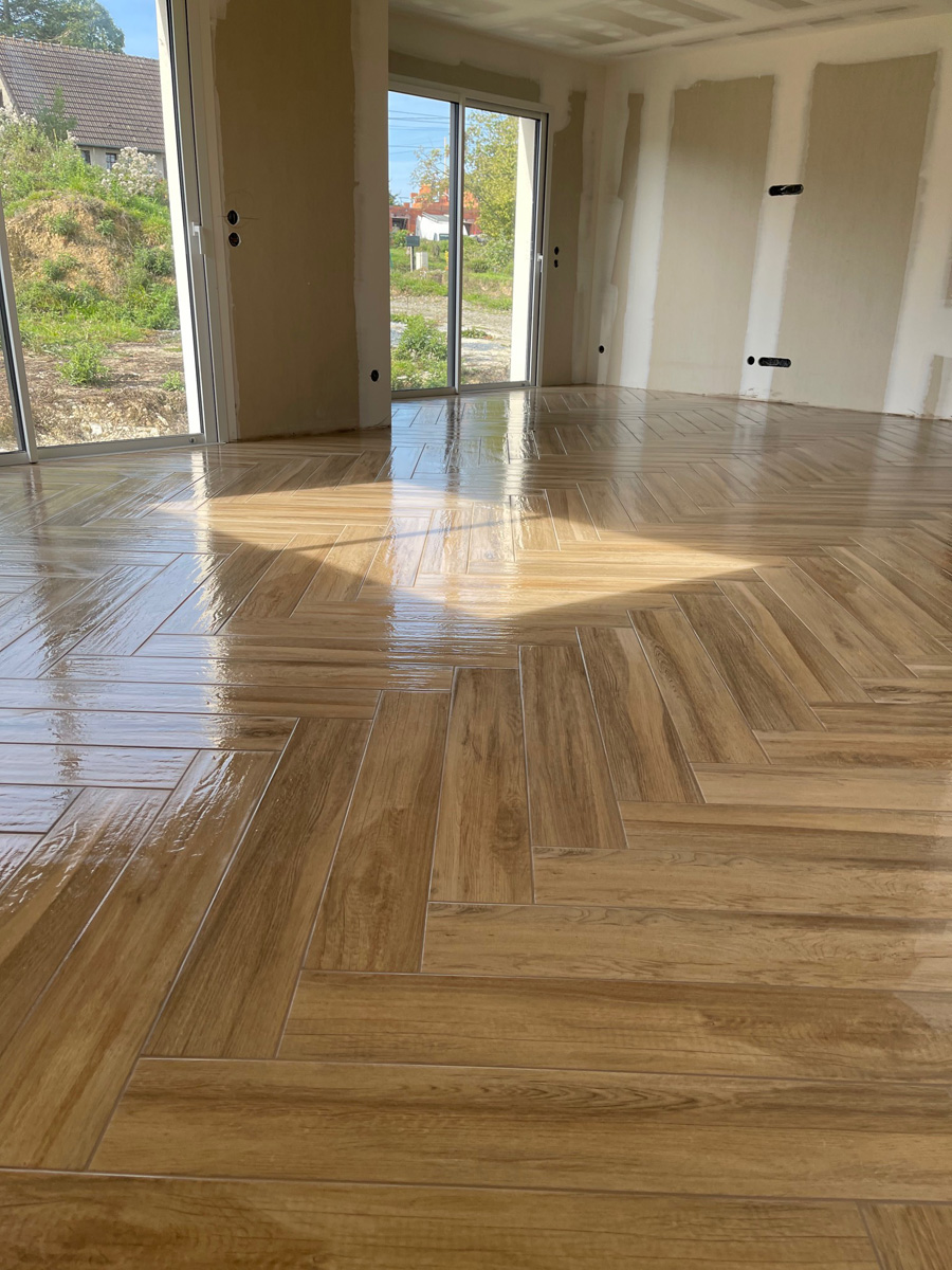 Artisan carreleur à Granville